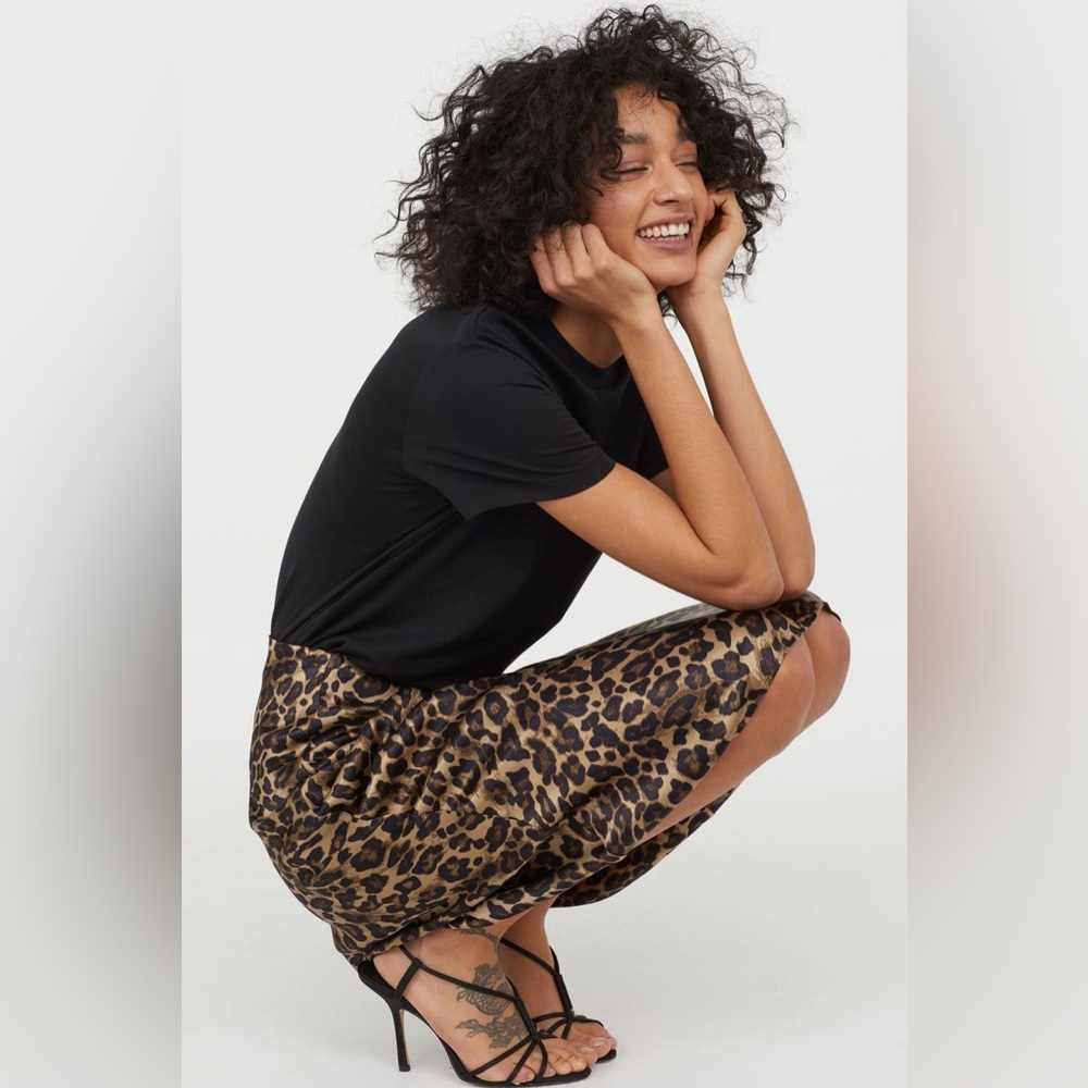 H&M 🐆 LEOPARD CHEETAH ANIMAL PRINT SKIRT | size 2